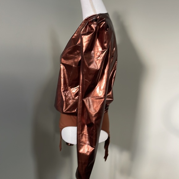 BRONZE PLUNGING NECKLINE GIGOT SLEEVE BODYSUIT - Picture 7 of 13